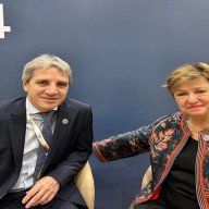 El FMI le baja el pulgar al optimismo de Milei: recortó al 2,1% la previsión de crecimiento de Argentina