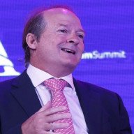 Los Neuss primeros para quedarse con Transener tras una sospechosa falla del sistema