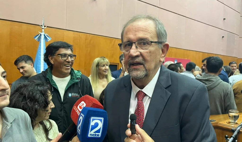 Camacho: “Tenemos que anticiparnos a los problemas de la gente”