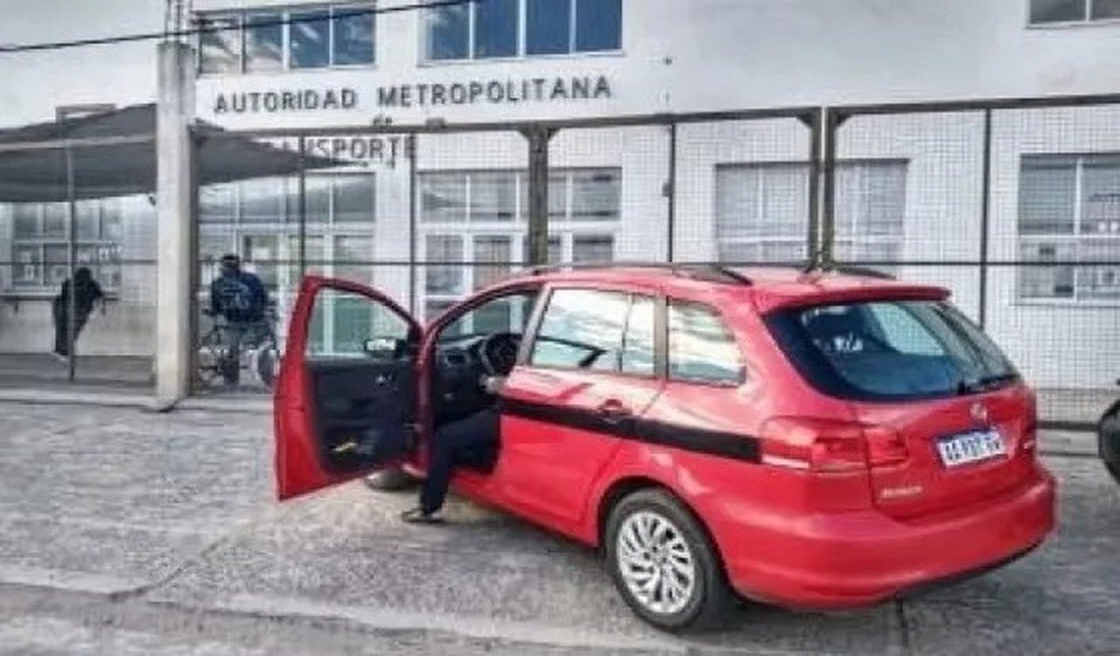 La AMT autorizó el nuevo cuadro tarifario para taxis y remises